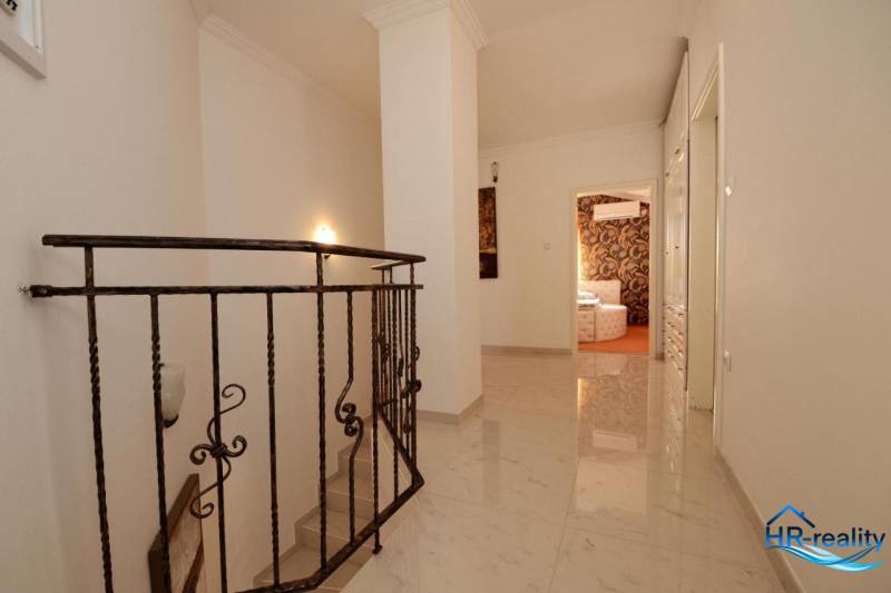 marlimat-nekretnine-prodaja-villa-poreč-16.jpg