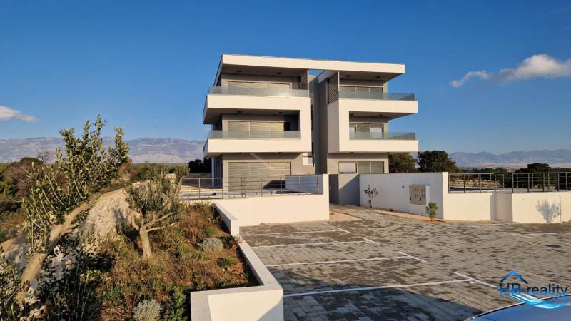 marlimat-nekretnine-prodaja-apartman-novalja-2.jpg