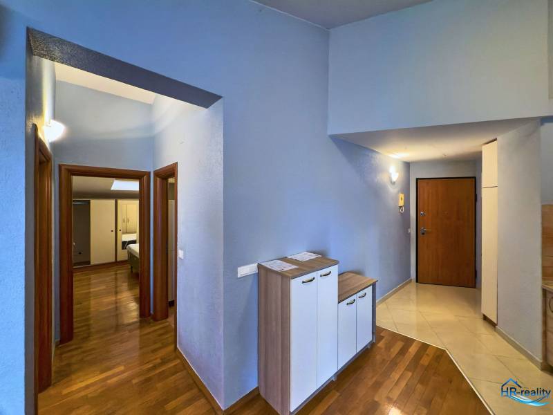 zadar-blue-garden-dvosoban-stan-s-garaznim-mjestom-74m2_11.jpg