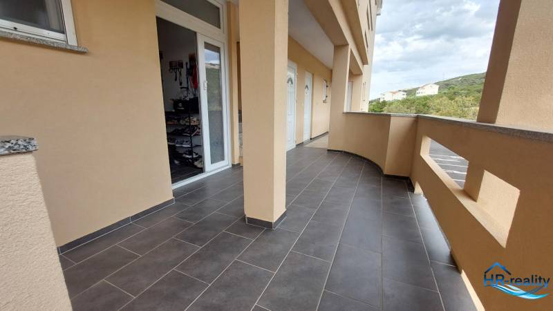 marlimat-nekretnine-prodaja-apartman-stara novalja-18.jpg