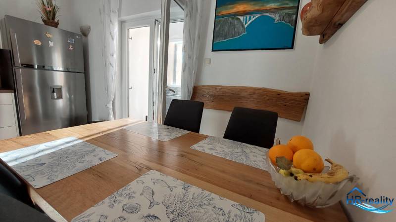 marlimat-nekretnine-prodaja-stara novalja-pag-apartman-4.jpg