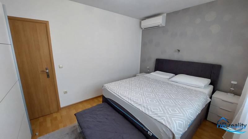 marlimat-nekretnine-prodaja-stara novalja-pag-apartman-8.jpg
