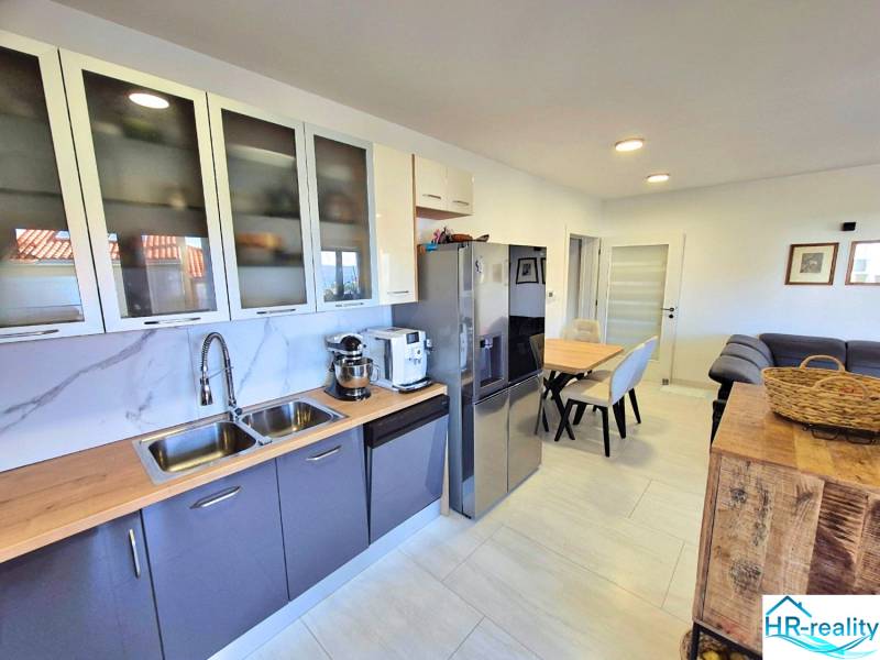 WhatsApp Image 2026-01-19 at 15.21.38 (2).jpeg