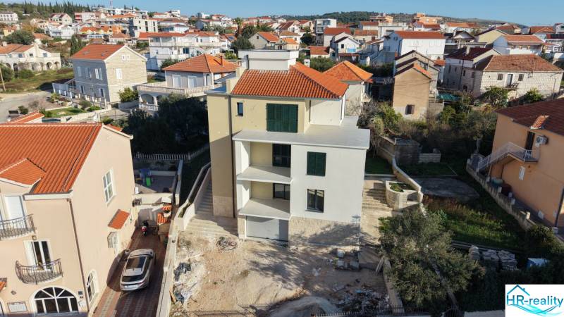 Fotografija zgrade1.JPG